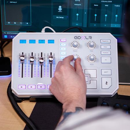 TC Helicon GoXLR-WH Broadcaster Platform with 4-Channel Mixer